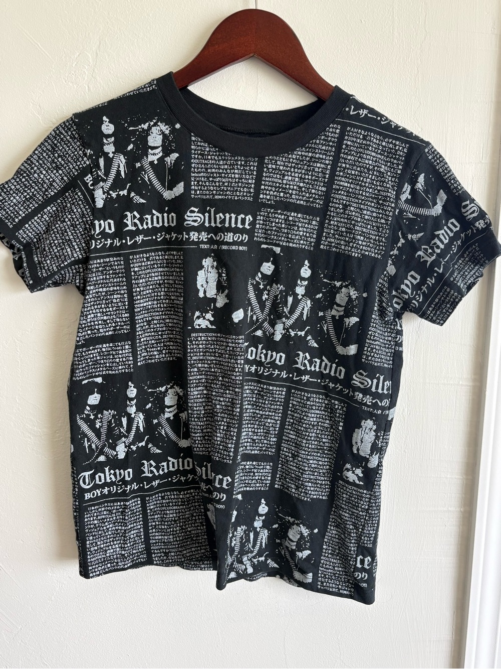 Brandy Melville Black and White Graphic Short Sleeve Tee